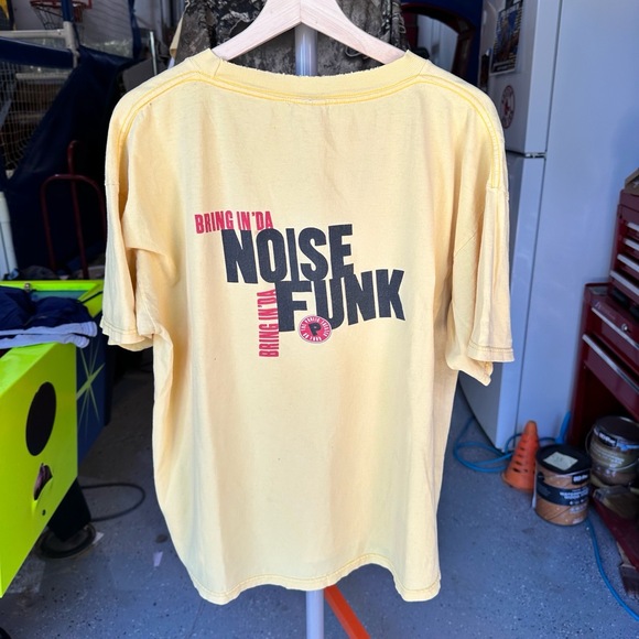 Other - Unique Classics T-shirt Mens Size XL Yellow Vintage Festival Graphic